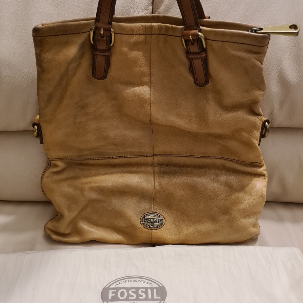 Fossil leather bag